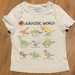✨8/$10. Old Navy Jurassic World Kids Tee. 4T